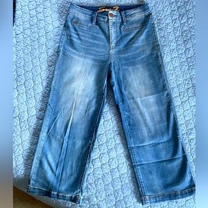 Seven7 Wide Leg Crop Jeans